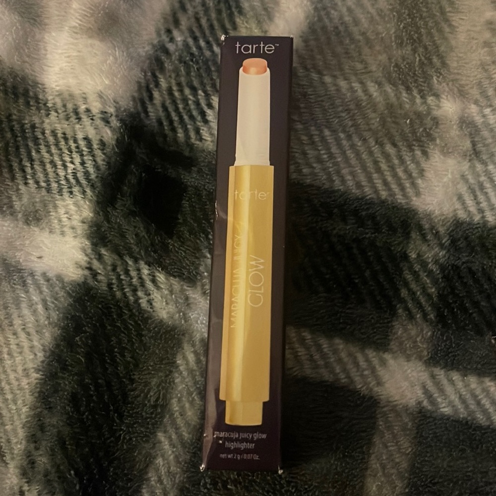 Tarte maracuja juicy glow highlight color champagne glow